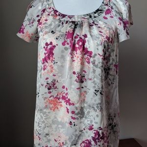 Flutter sleeve blouse